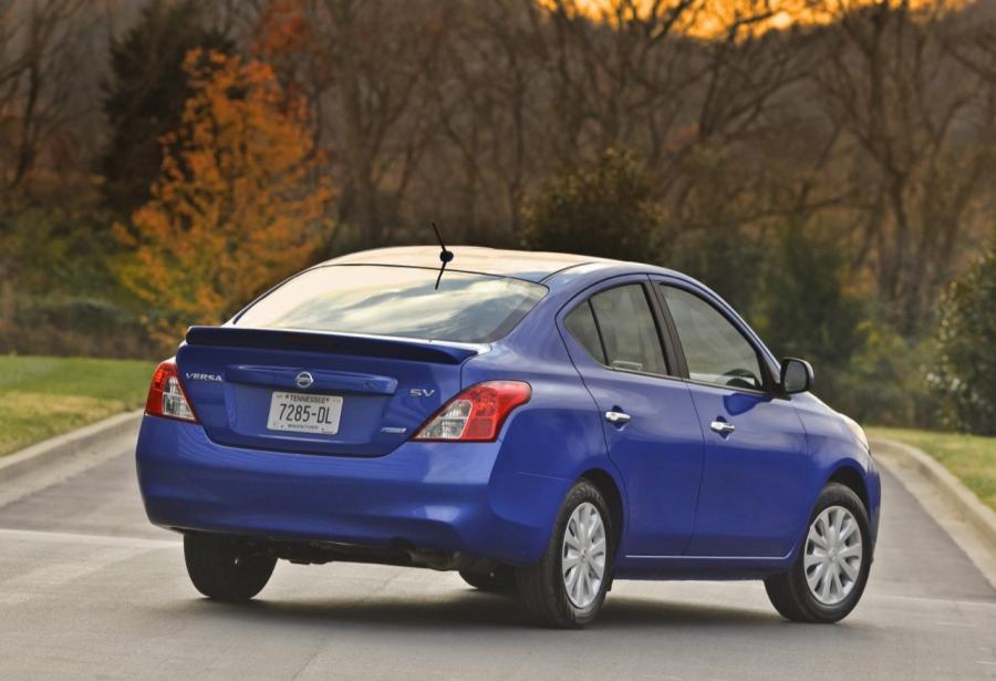  Nissan Versa Sedan 2014 года  (фото 6 из 22)